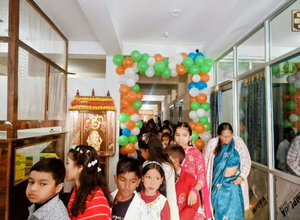 School corridor decorated with balloons