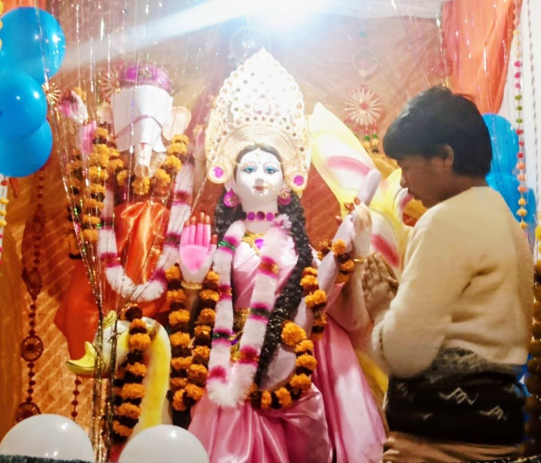 Saraswati Puja prayer ceremony